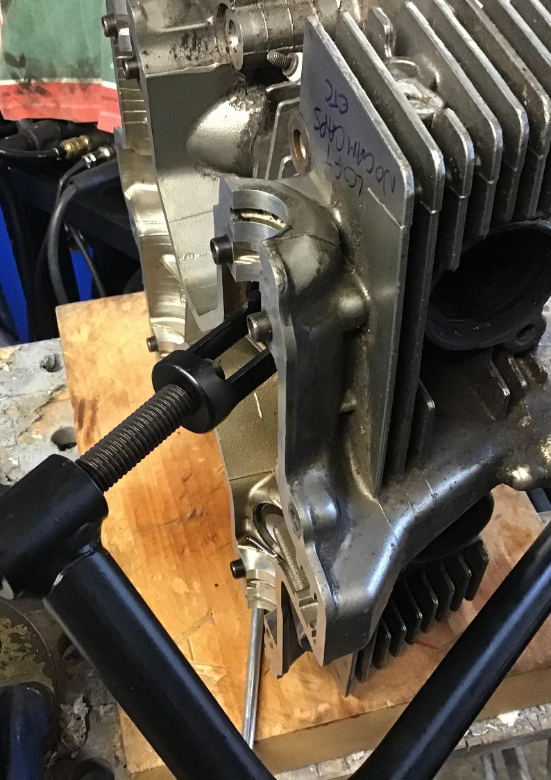 Removing GS500 valves