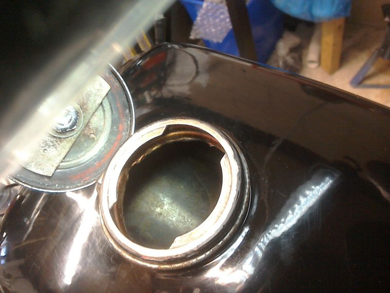Rust removed from motorcycle petrol tank