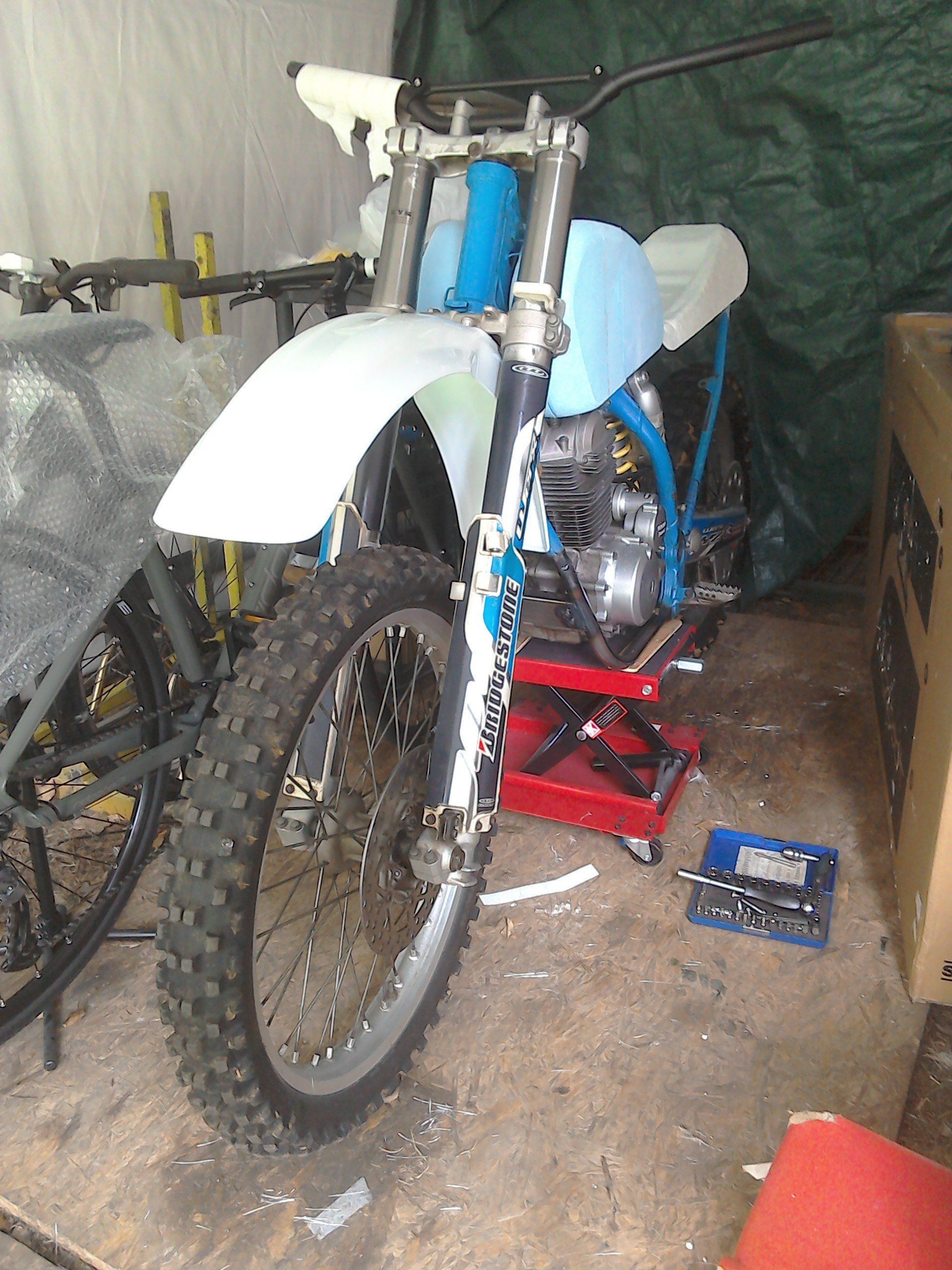 CR mudguard fitted to YZ chassis