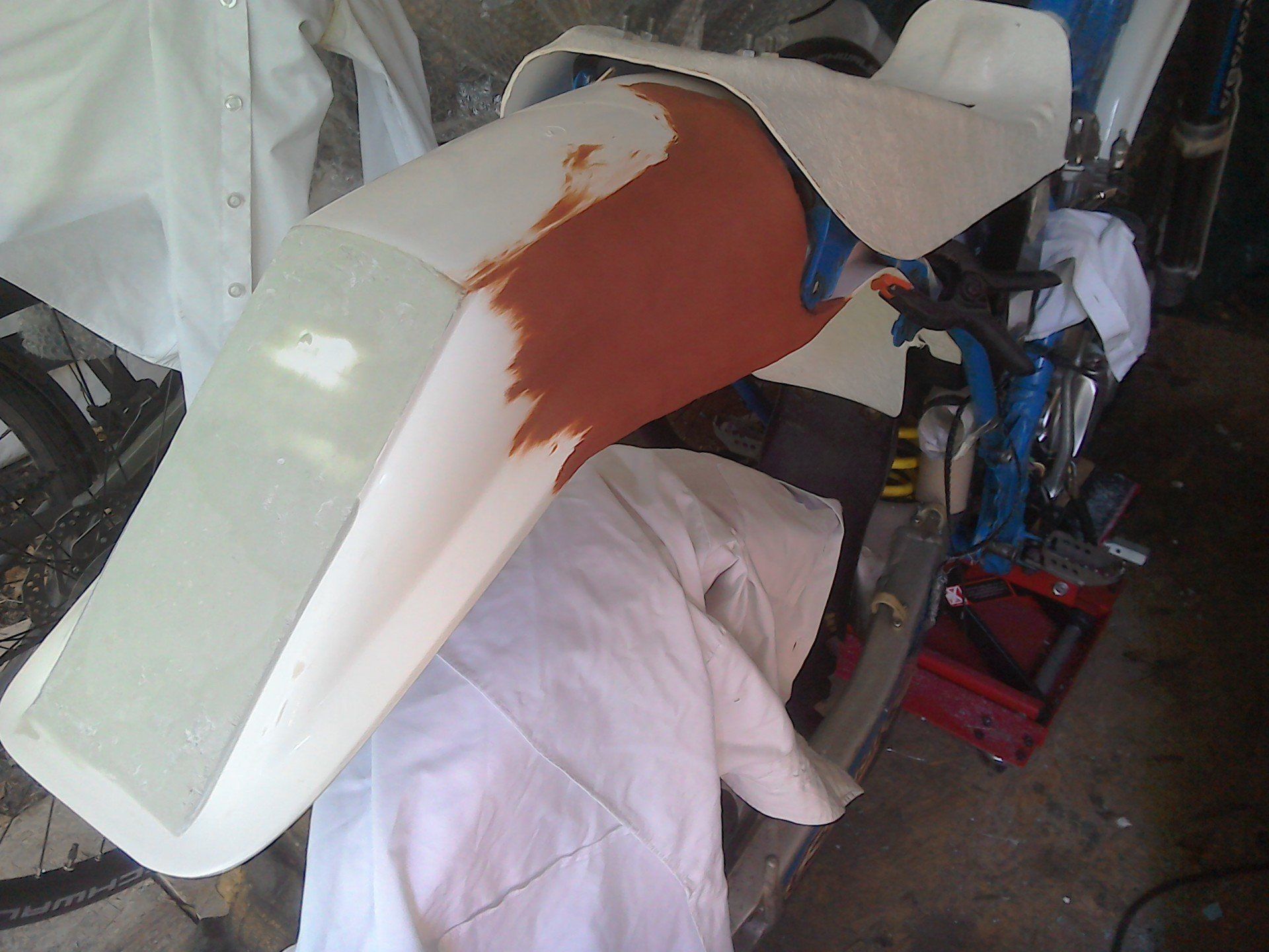 Remodeling rear mudguard using Chavant clay