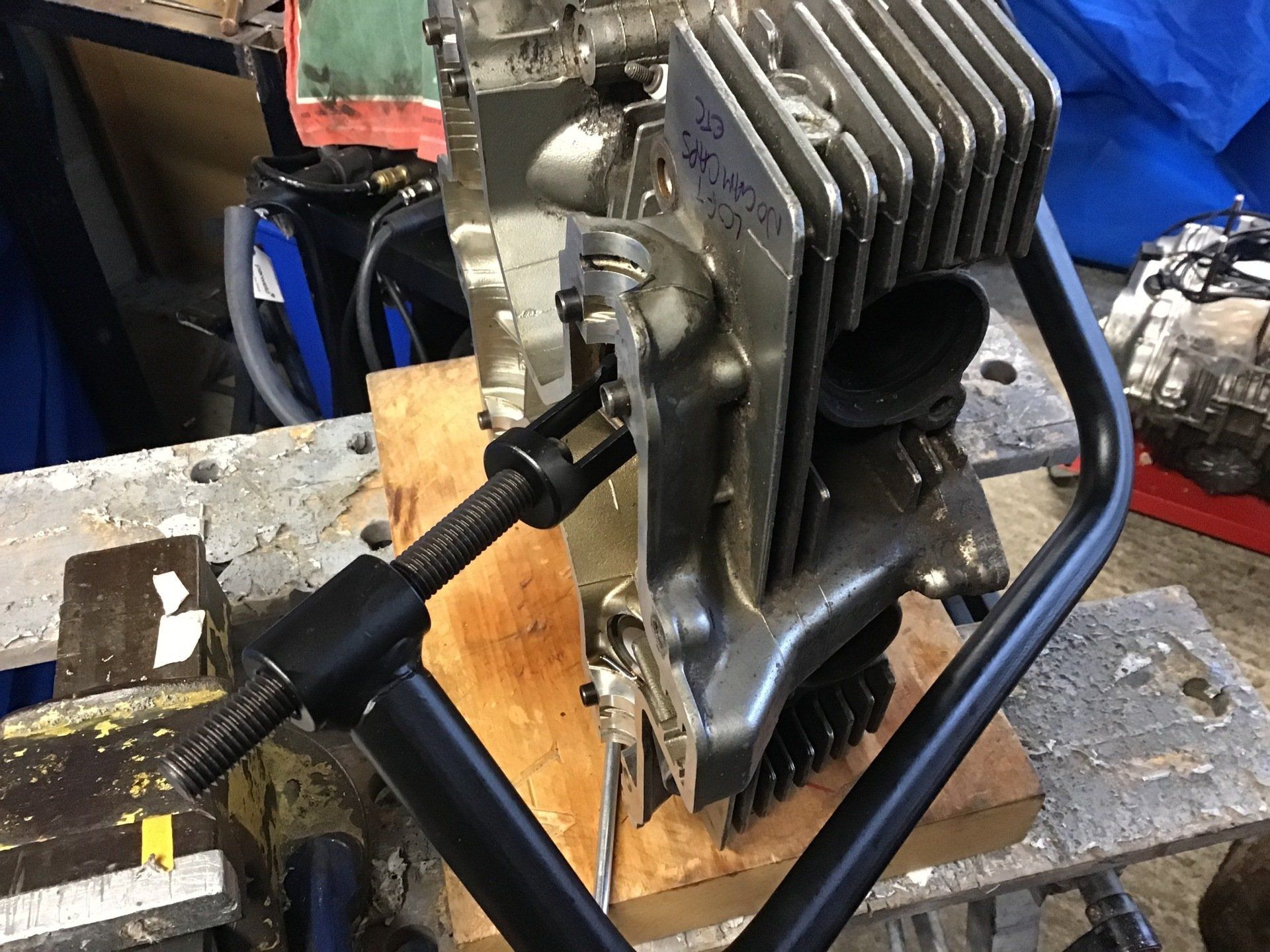 Using valve spring compressor