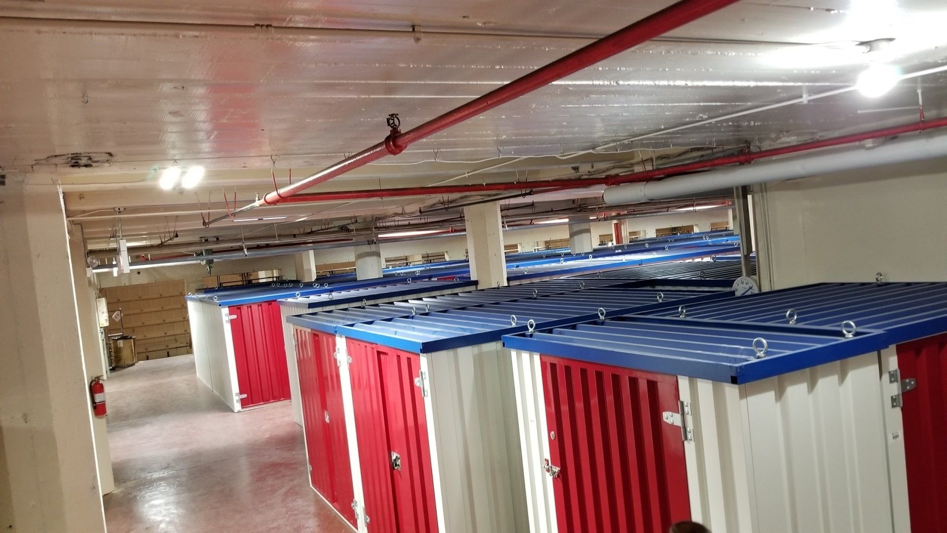 Self storage conversion with portable containers