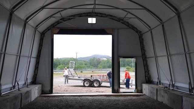 COVER-TECH INC. HEAVY TRUCK TEMPORARY PORTABLE SHELTER GARAGE TOLL FREE: 1 888 325-5757