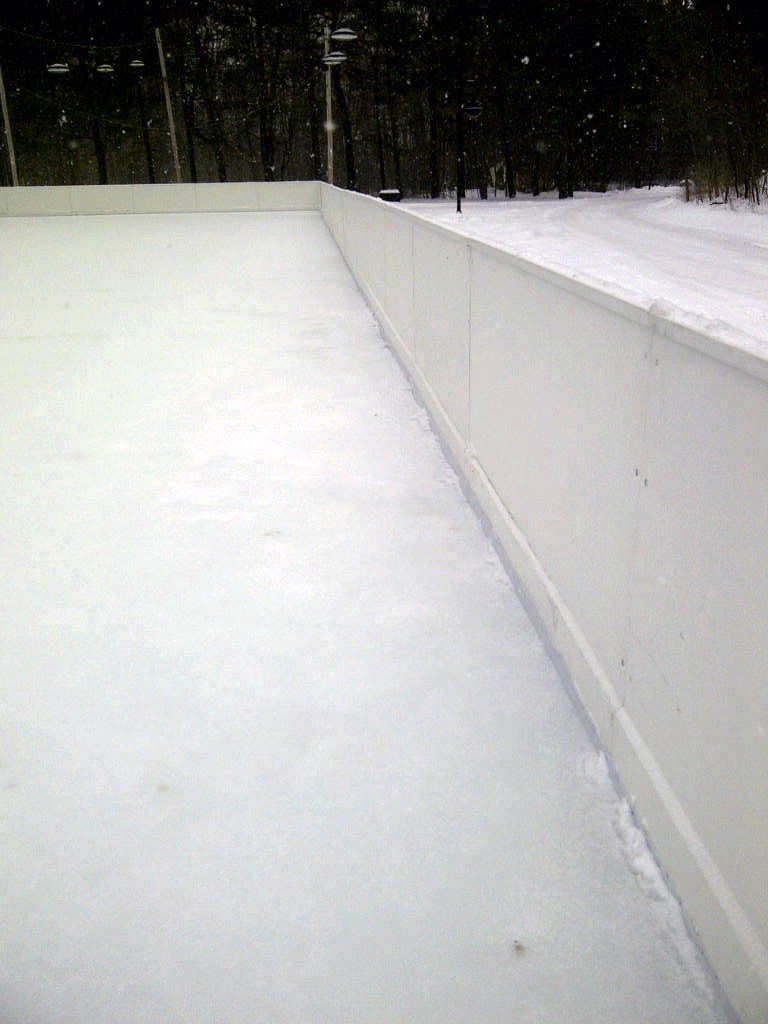 Cover-Tech Inc. Skating Rink Liners in Ottawa Canada for personal backyard ice and community hockey rinks