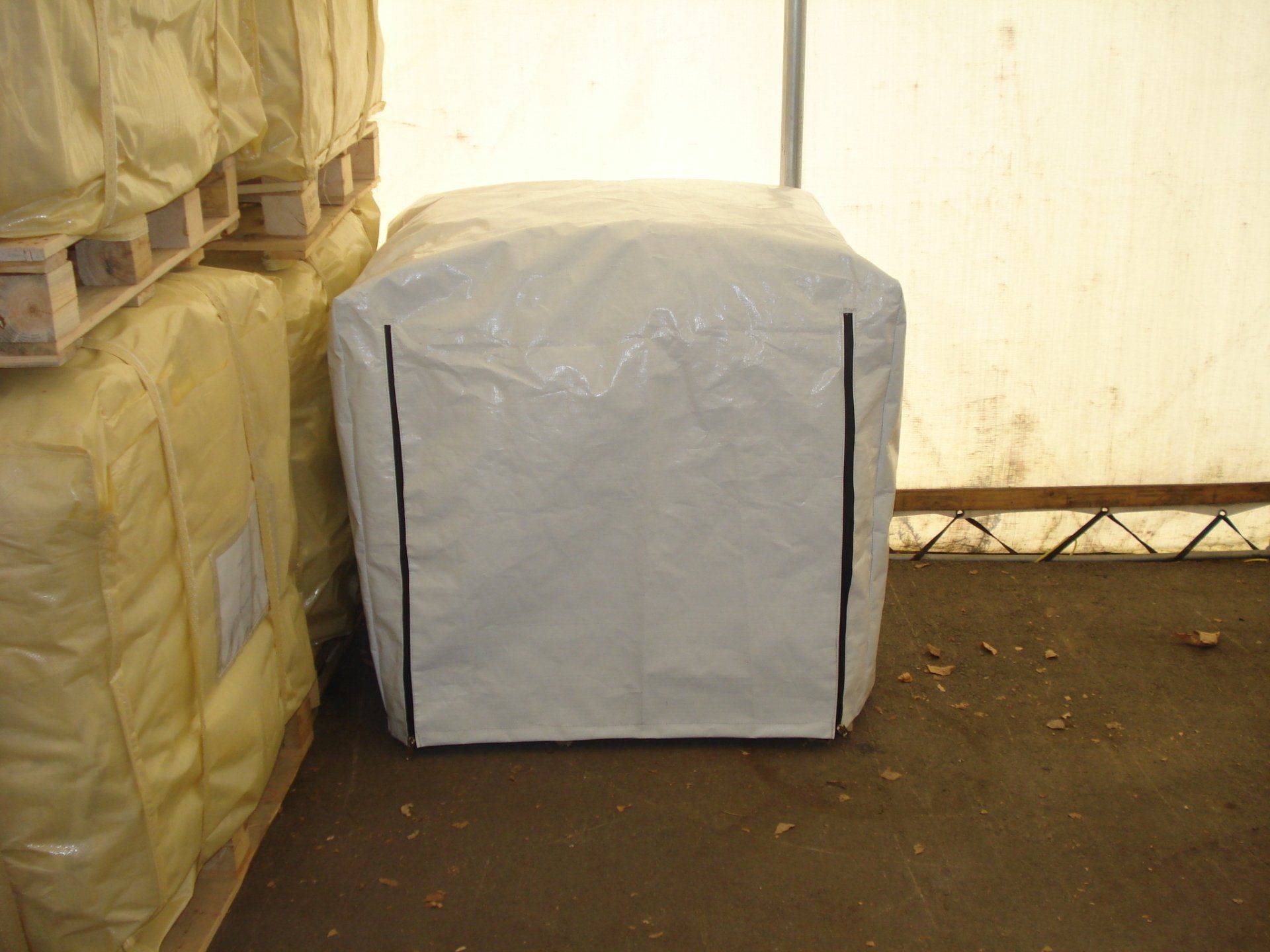 Cover-Tech Inc. Pallet Covers 1-888-325-5757 Cover Tech