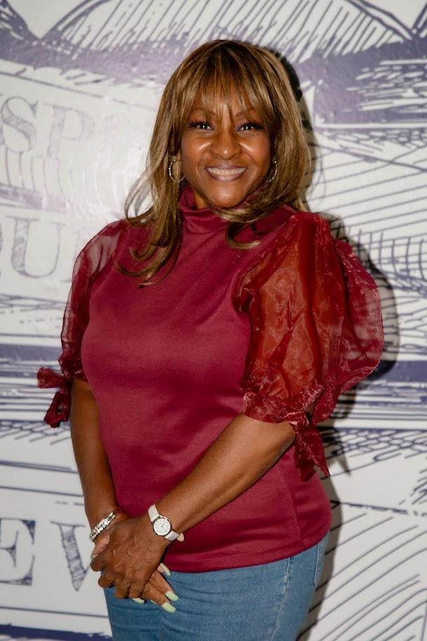 MRS. T WILLIAMS