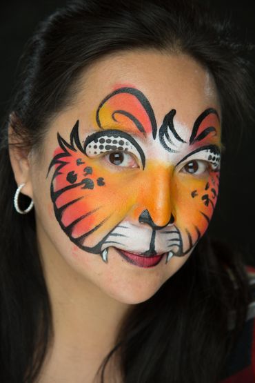 Best Chicago Face Painter Professionals