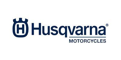 Il logo della husqvarna motorcycles è su sfondo bianco.