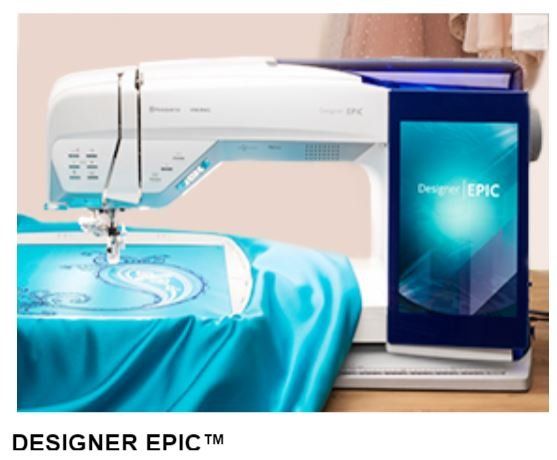 Una macchina da cucire epica di design è appoggiata su un tavolo