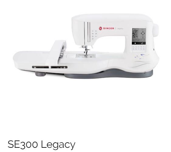 Una macchina da cucire Singer SE300 Legacy è mostrata su uno sfondo bianco