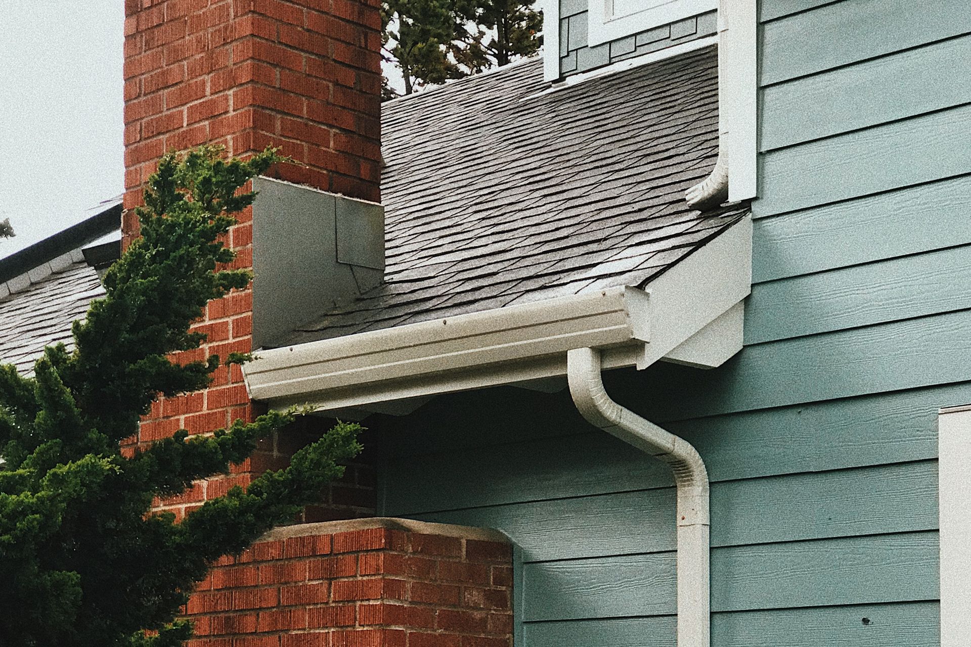 Gutter Cleaning in Harrisburg, PA