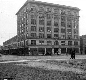 Blount Building in 1912