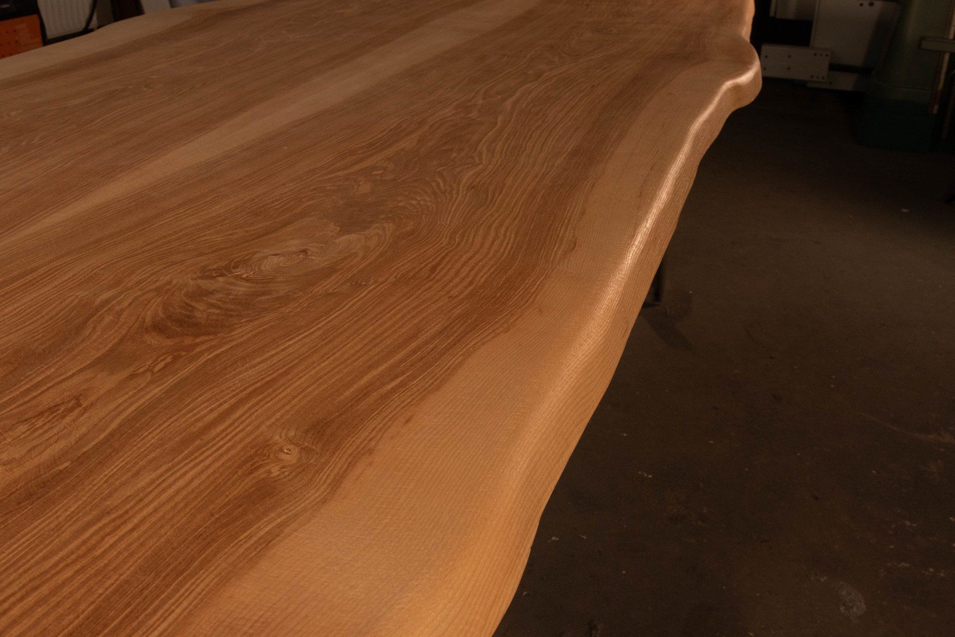 Der HEINISCH - Fallkerbetisch, Tisch, Thementisch,  HEINISCH Table, table frame, luxury, Möbelmanufaktur, Heinisch Manufactory, modern design, Tabletop,  ash, Esche