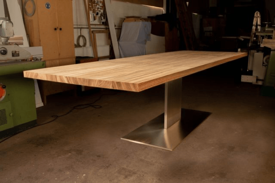 Der HEINISCH - Zebranoobjekttisch, Tisch, Thementisch,  HEINISCH Table, table frame, Zebranoholz, luxury, Möbelmanufaktur, Heinisch Manufactory, modern design, Tabletop, Tischplatte,  Zebrano