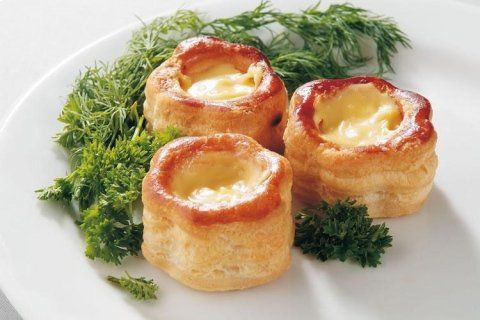 VOL-AU-VENT WITH AOSTA VALLEY FONDUE