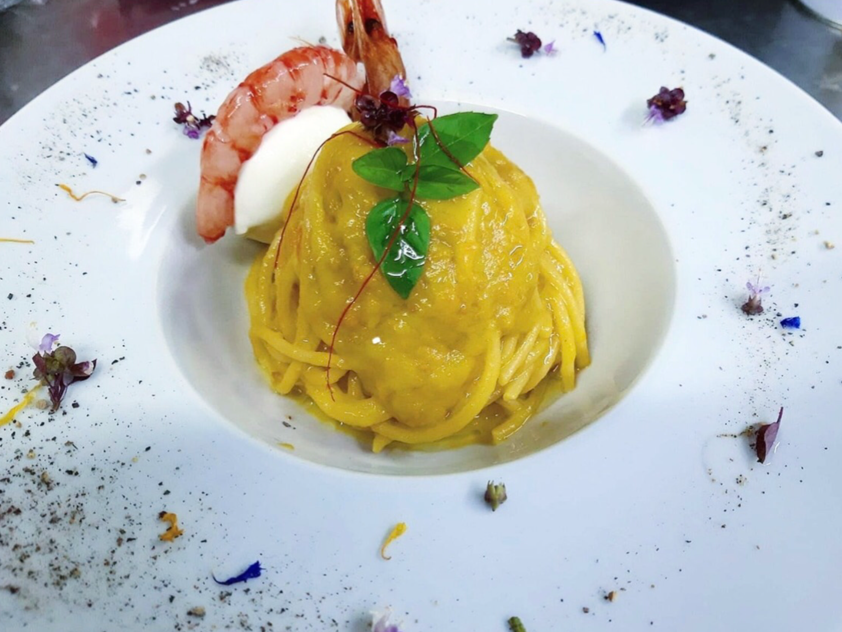 Linguine, tagliatelle, spaghetti