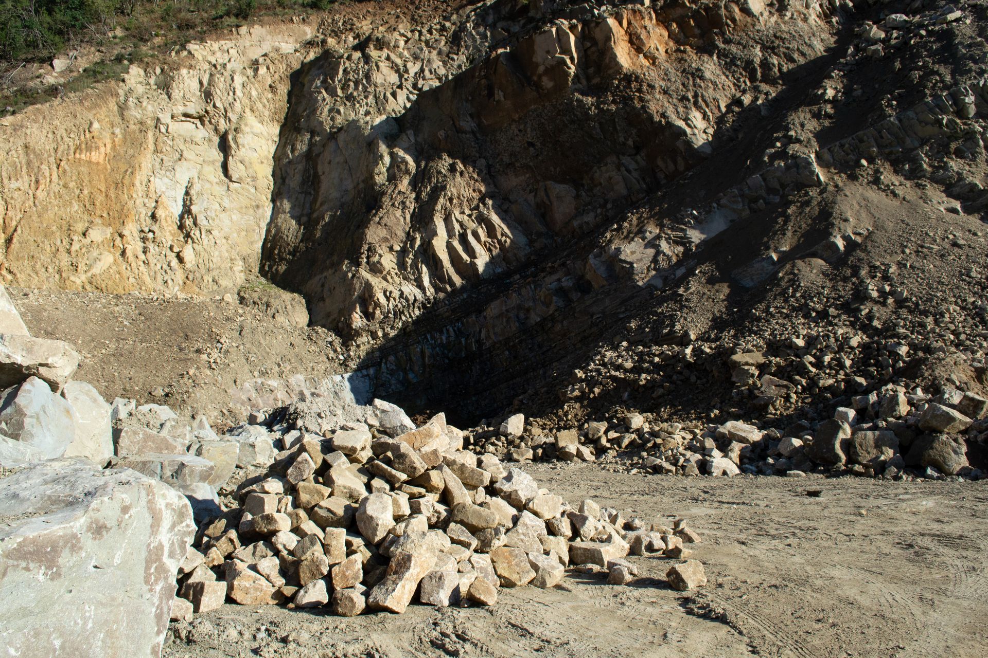 Cava Ronchi - Memola - Beverino