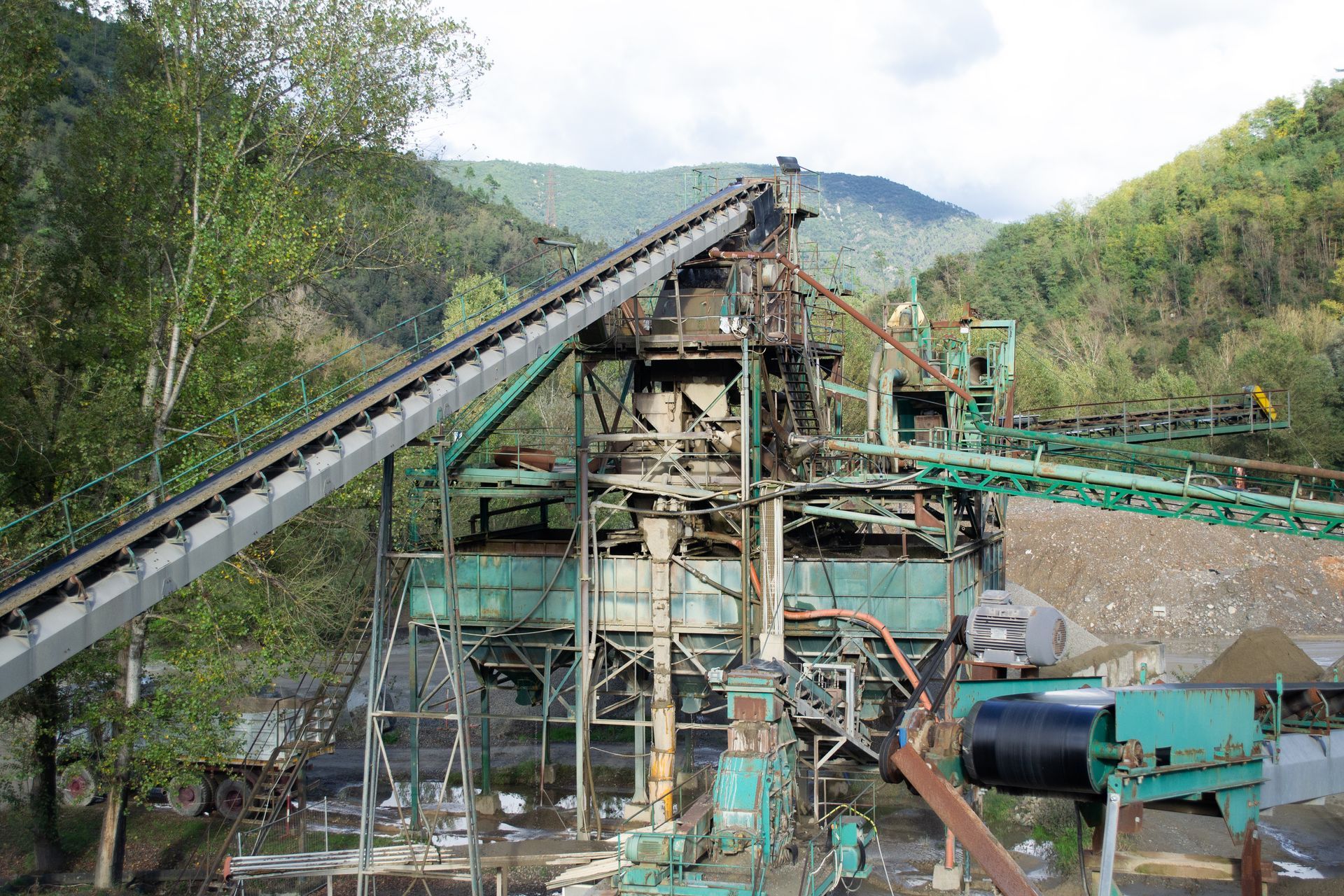 Impianto Livelli saa - lavorazione inerti Beverino - La Spezia