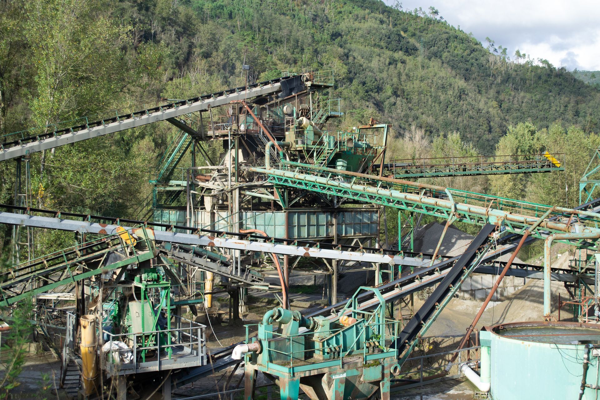 Impianto Livelli saa - lavorazione inerti Beverino - La Spezia