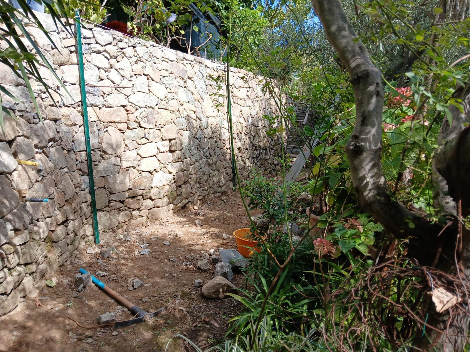 pietre per muri a secco La Spezia