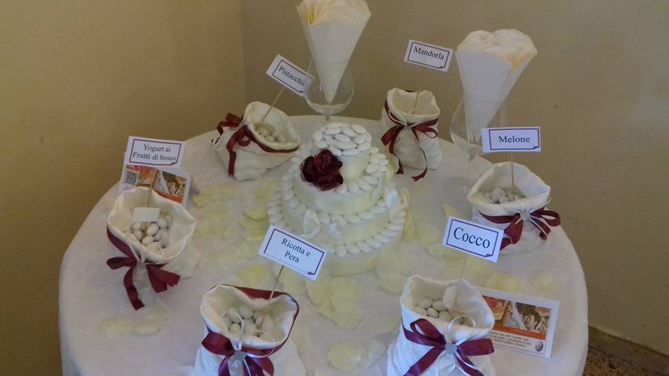 tavolo confetti cerimonia Ristorante da Paolino Lerici