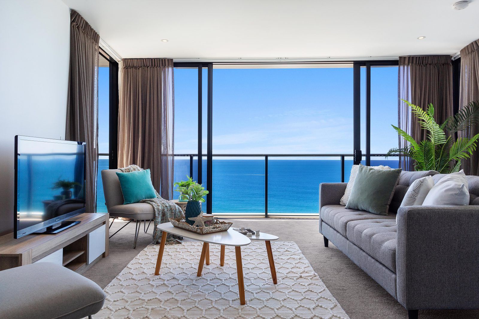 Home Staging in the Oracle Building in Broadbeach