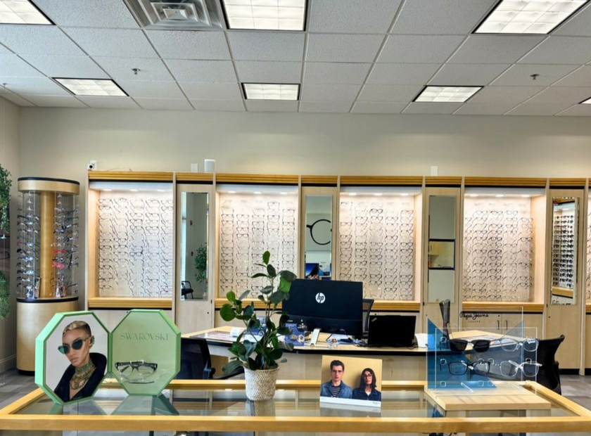 Bay Eye Center in Easton office