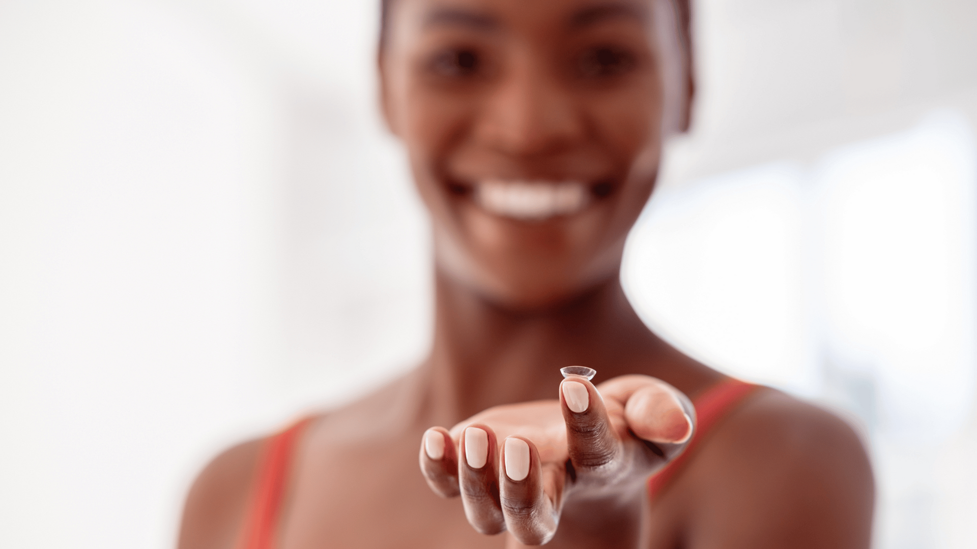tips for safe contact lens use