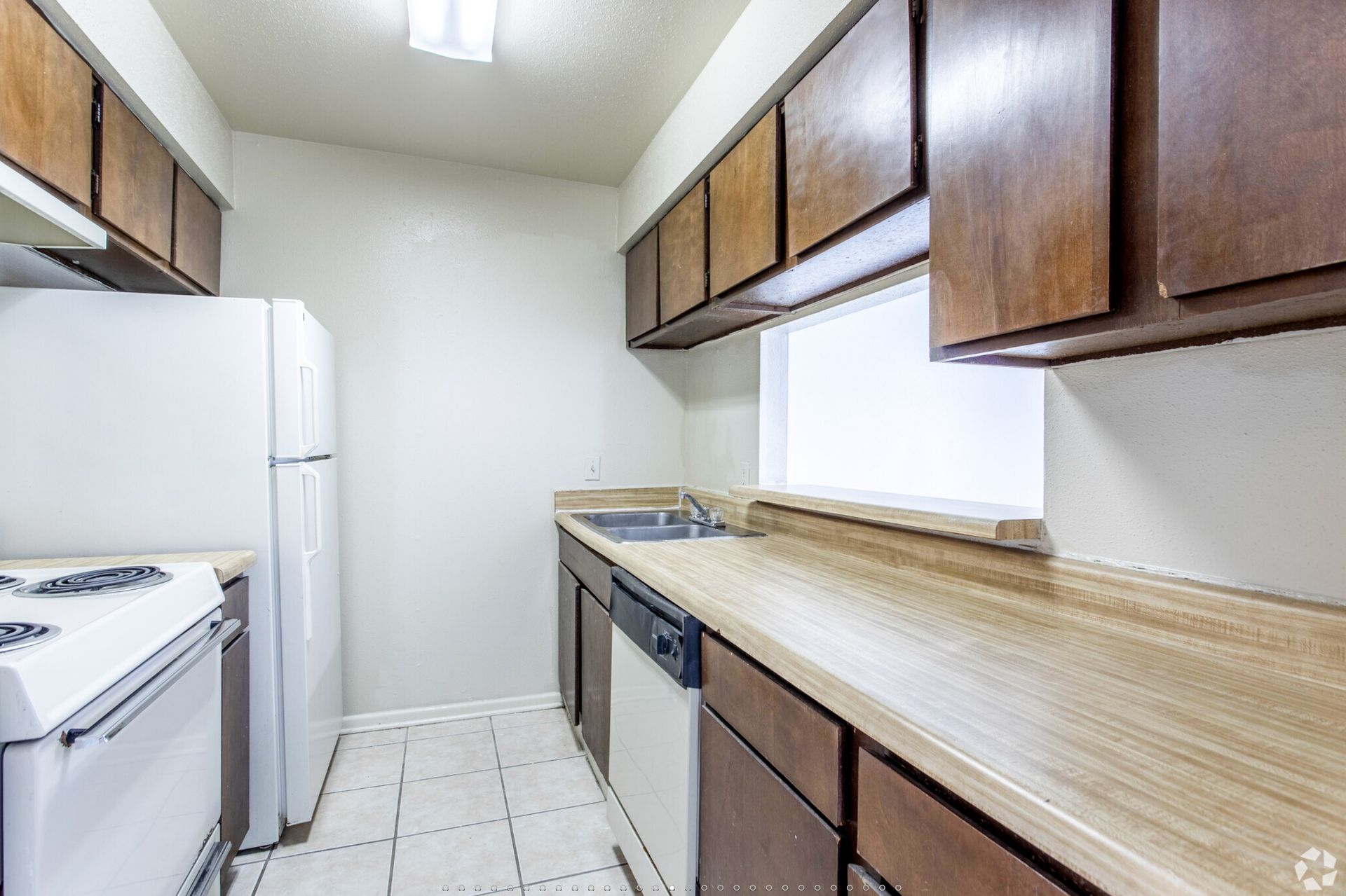 Chateau Nederland Apartments For Rent Nederland, TX