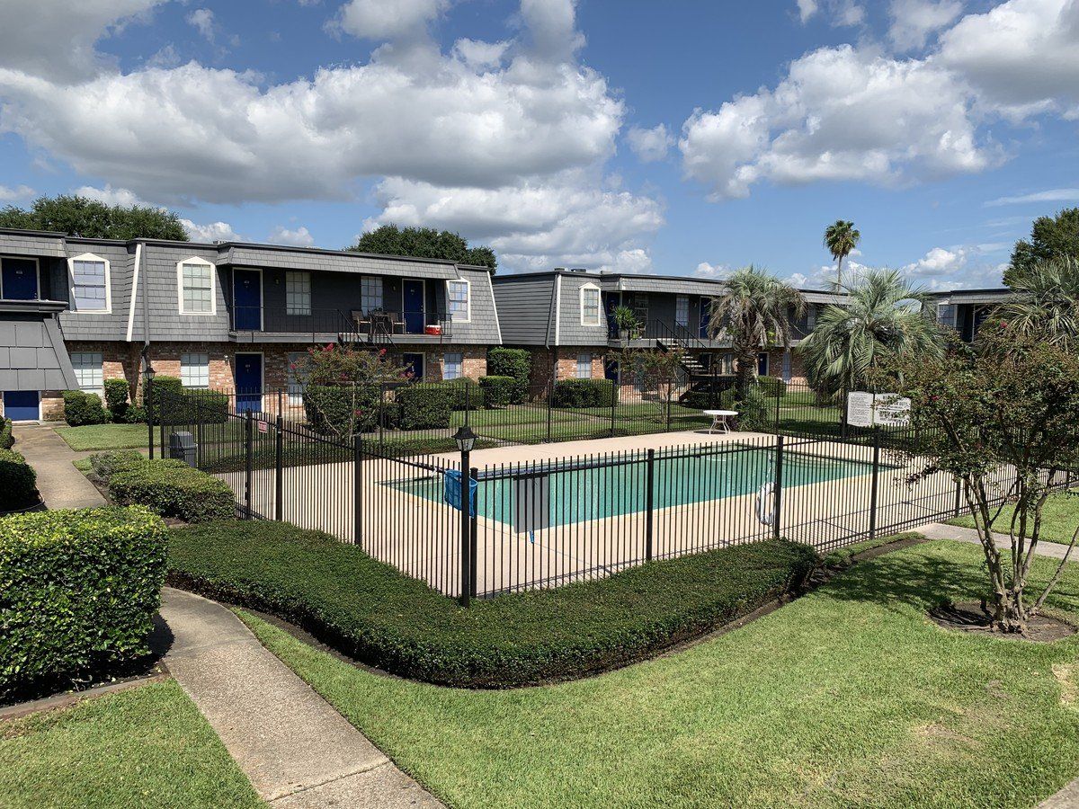 Chateau Nederland Apartments For Rent Nederland, TX