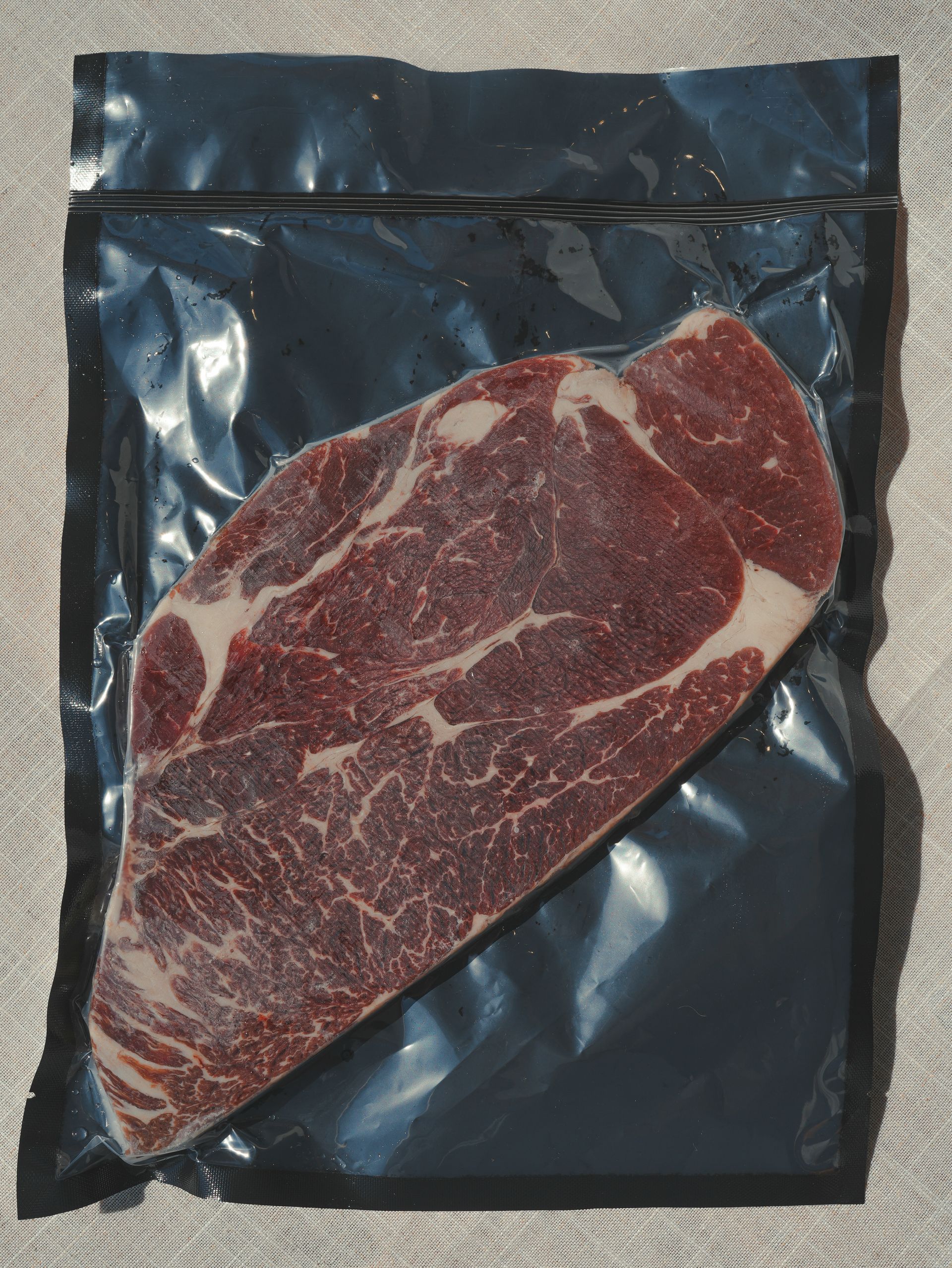 巨無霸厚切牛排（美國）