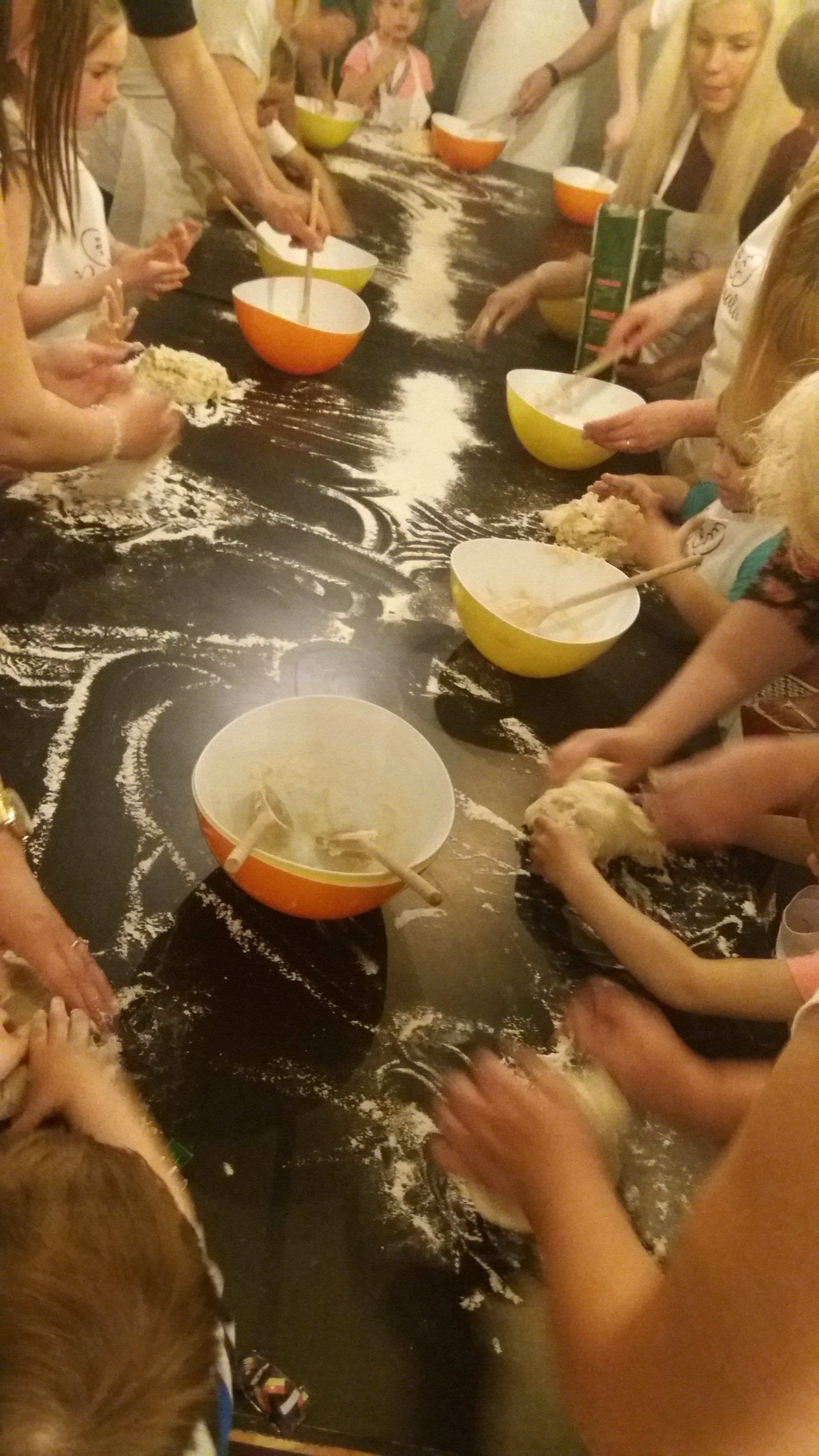 krīzes centrs, kur meklēt palīdzību, bērni, jaunieši, vardarbība