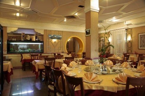 Tavolate nel ristorante