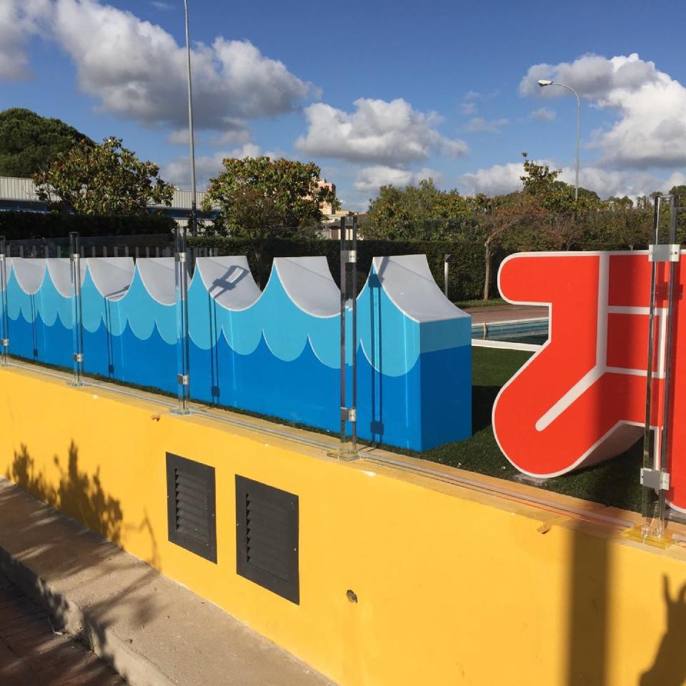 insegne illuminate al neon