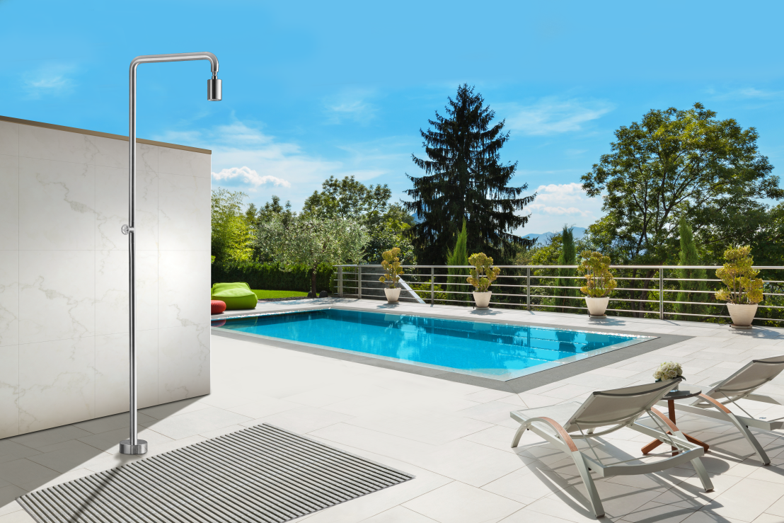 Vista di un soggiorno con un caminetto a San Pietro Vernotico