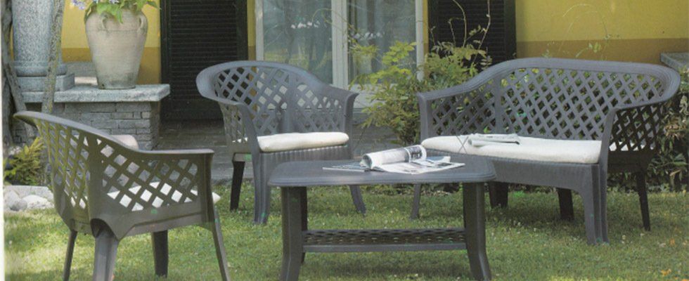 arredo giardino in plastica