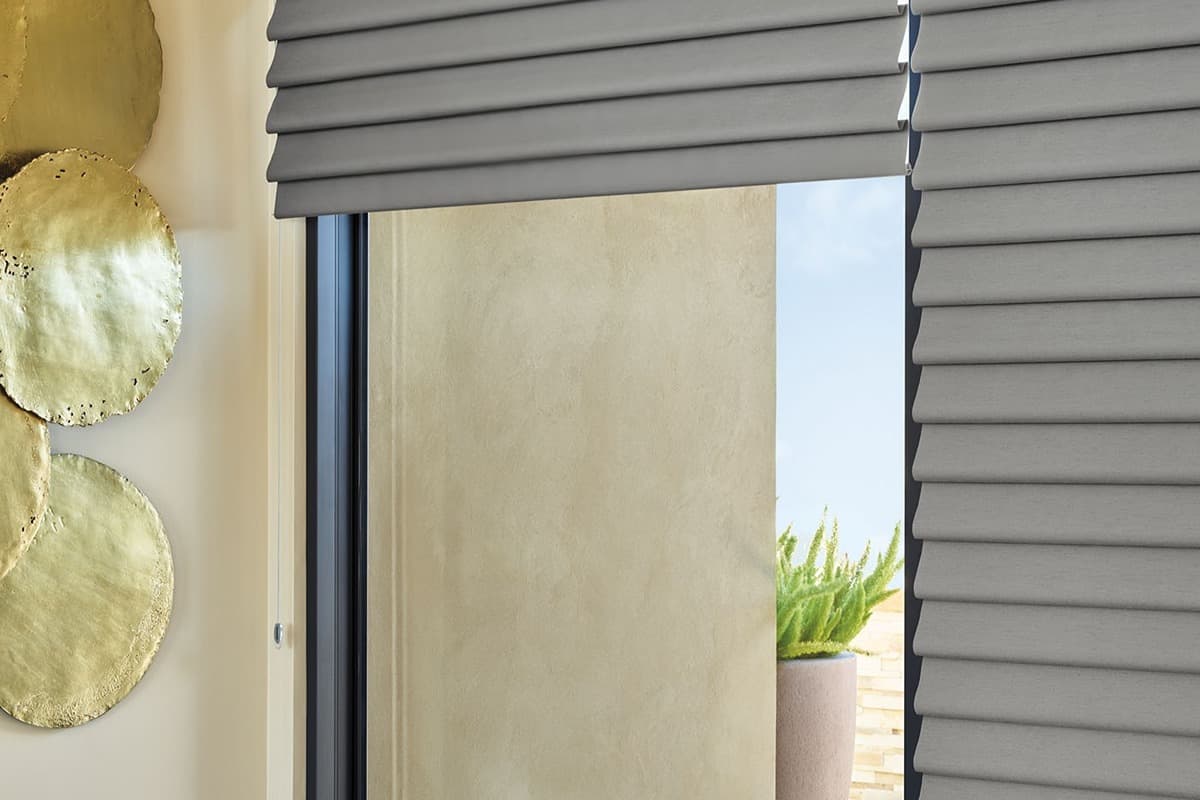 Hunter Douglas Vignette® Modern Roman Shades, roman shades for any room, near Sarasota, Florida (FL)