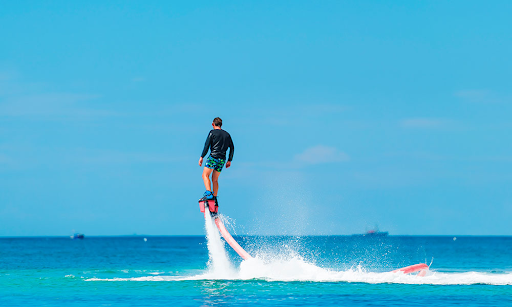 Recommended Places and Providers for Water Sports on Gold Coast
