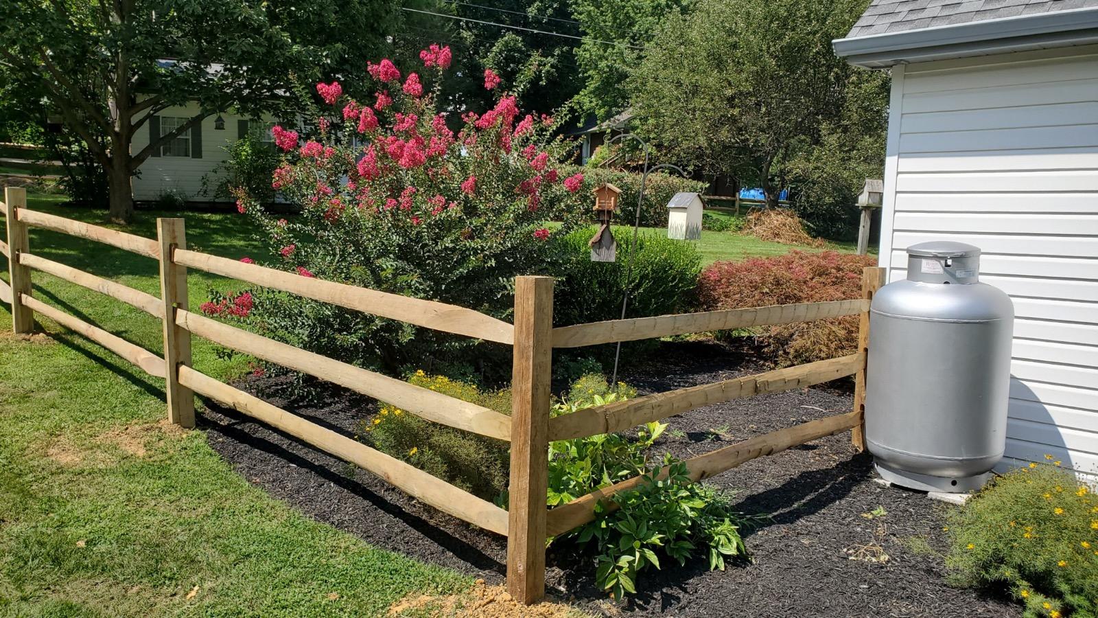 Fence and Shrub — Ephrata, PA — Ephrata Agway