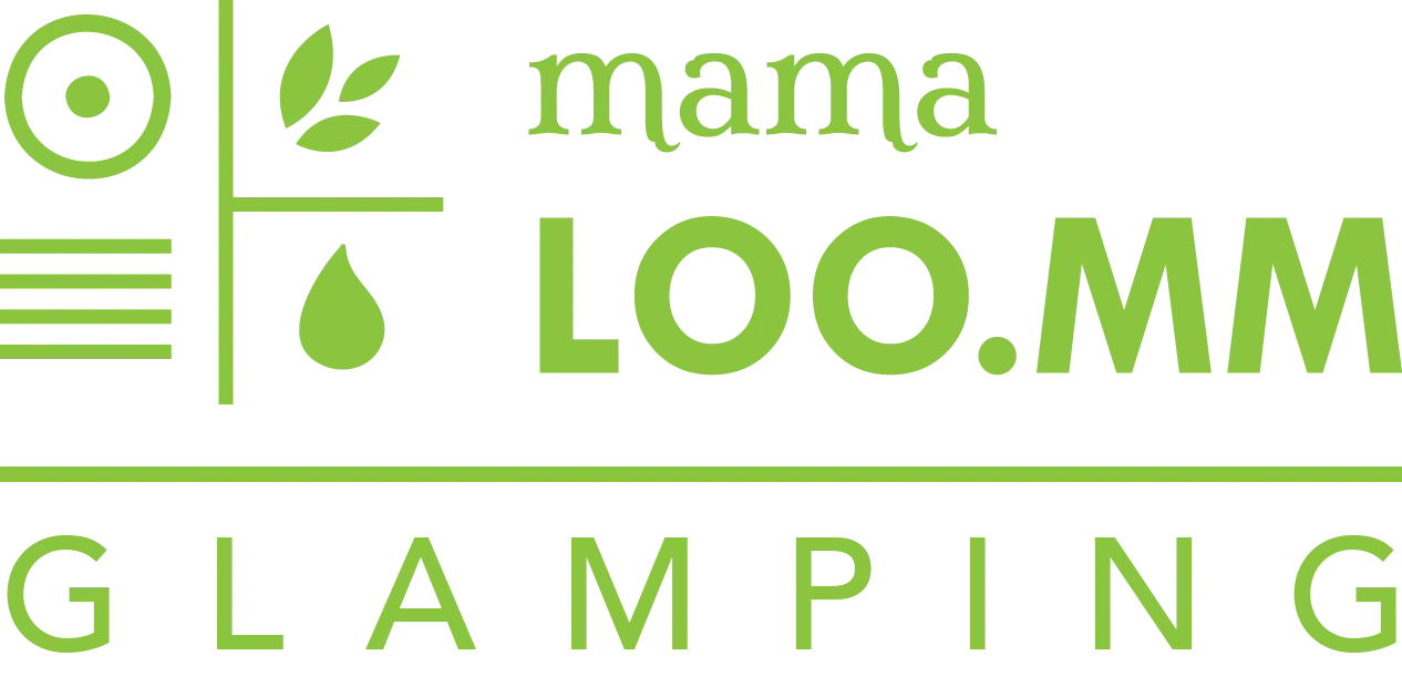Logotipo con “mama Loo.MM” y “Glamping” en verde, presentando íconos de la naturaleza.