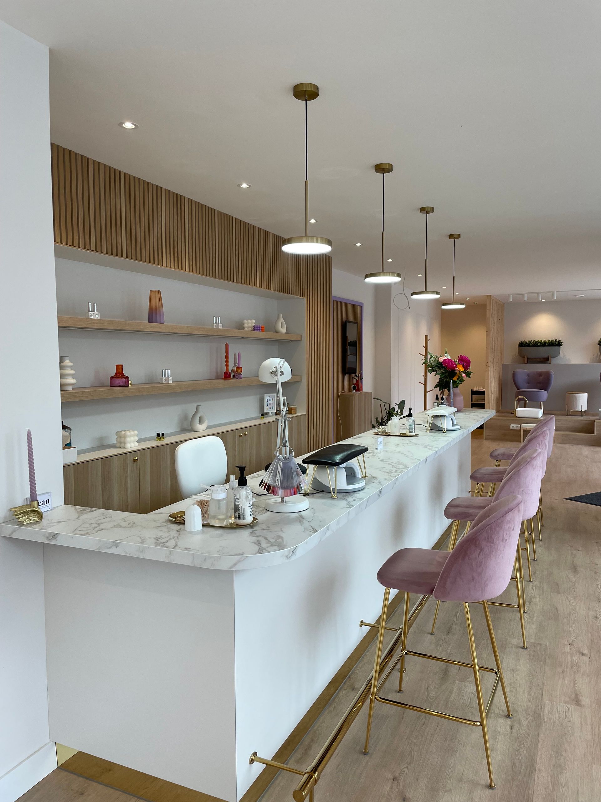 nagelstudio met maatwerk nailbar