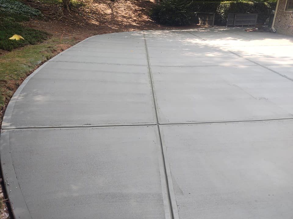 Tom Hill concrete driveway project photo