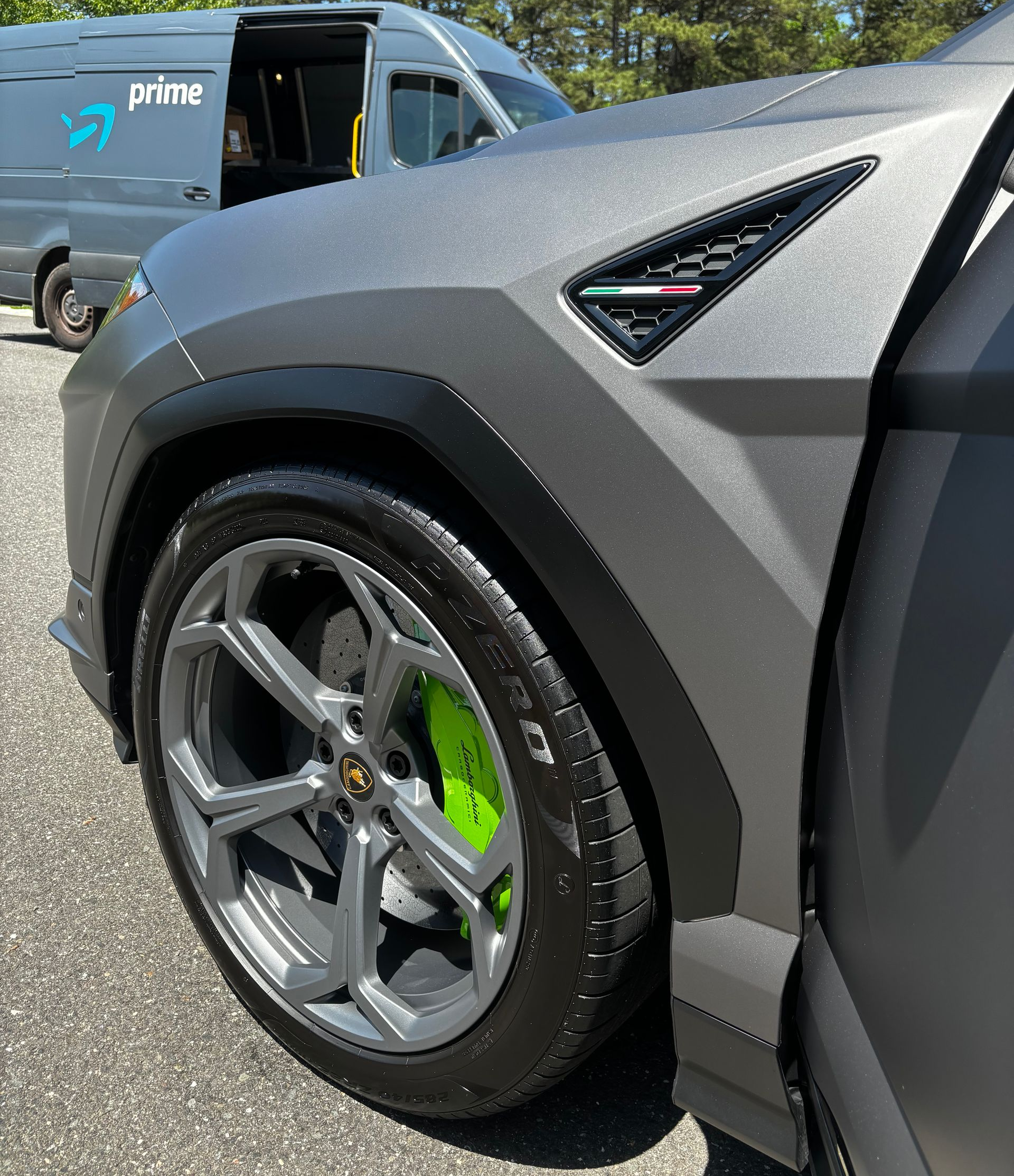 Matte black Lamborghini Urus fender and wheel detailed to perfection with ceramic coating finish.