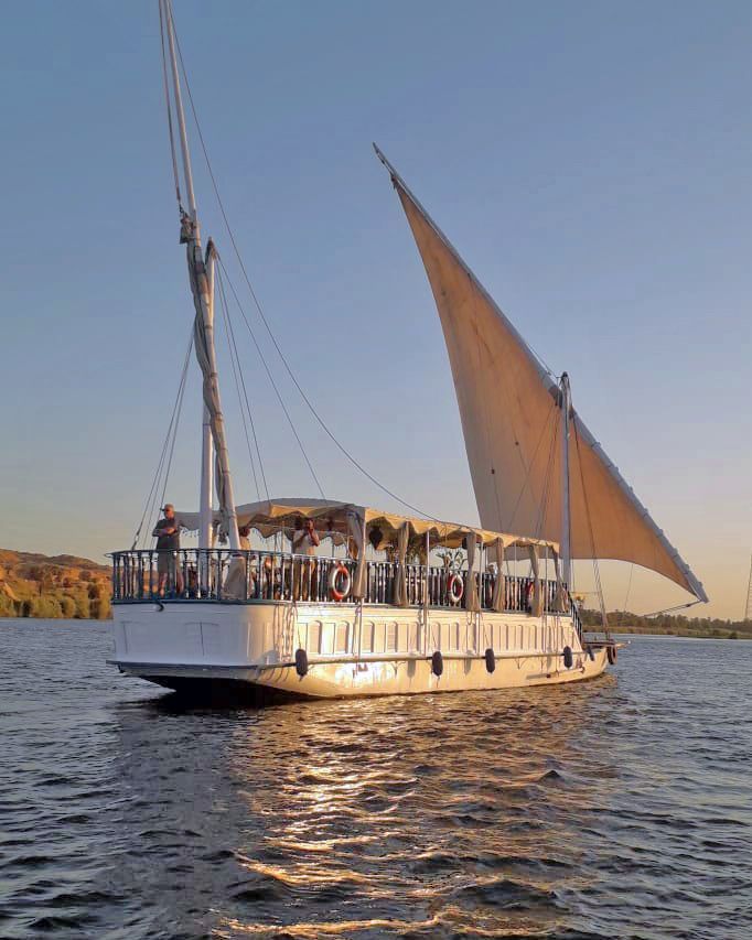 Dahabiya Kingfisher Nile cruise, sailing between Luxor and Aswan in Egypt