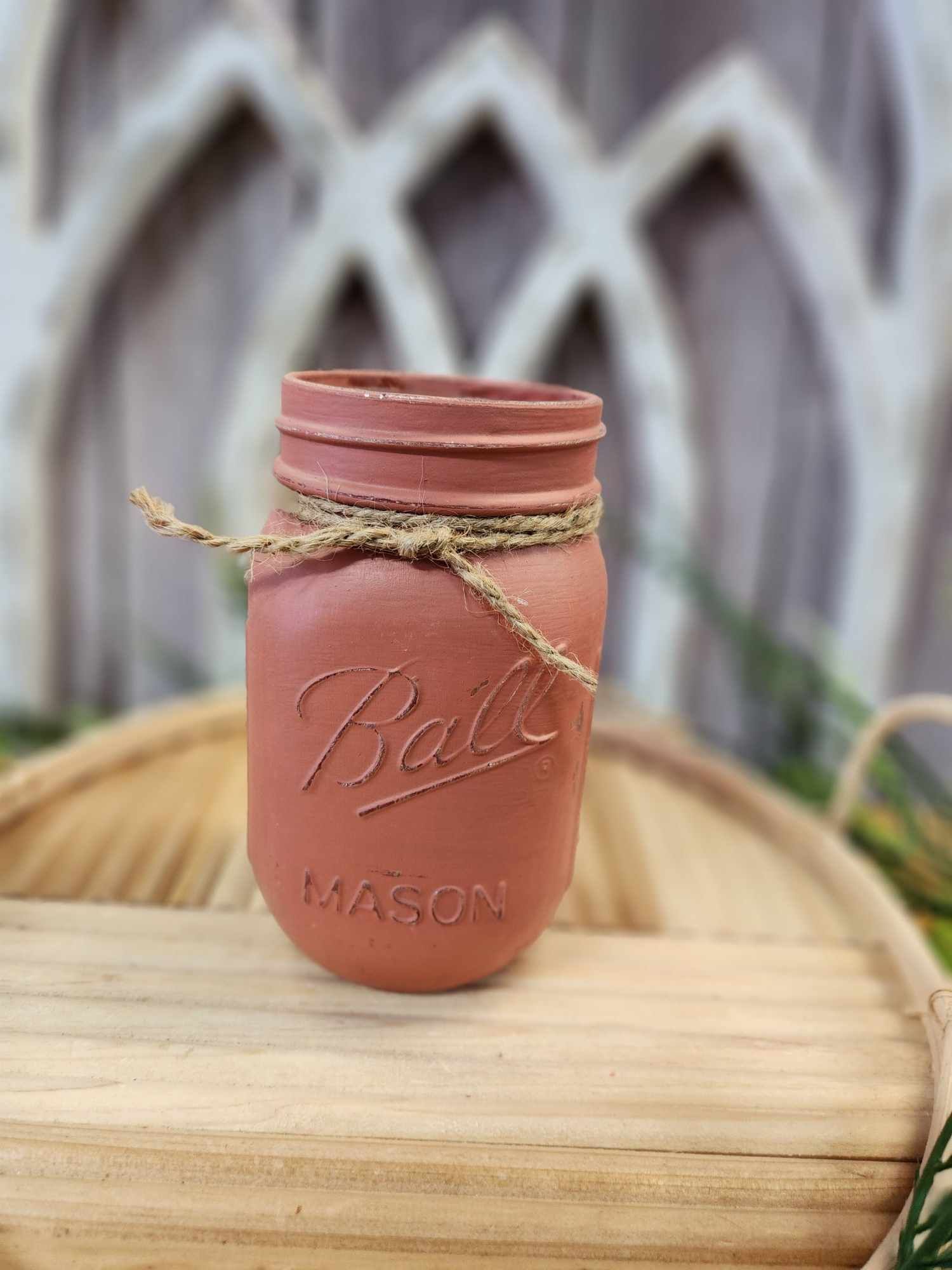 Farmhouse pint jar - Painted maroon