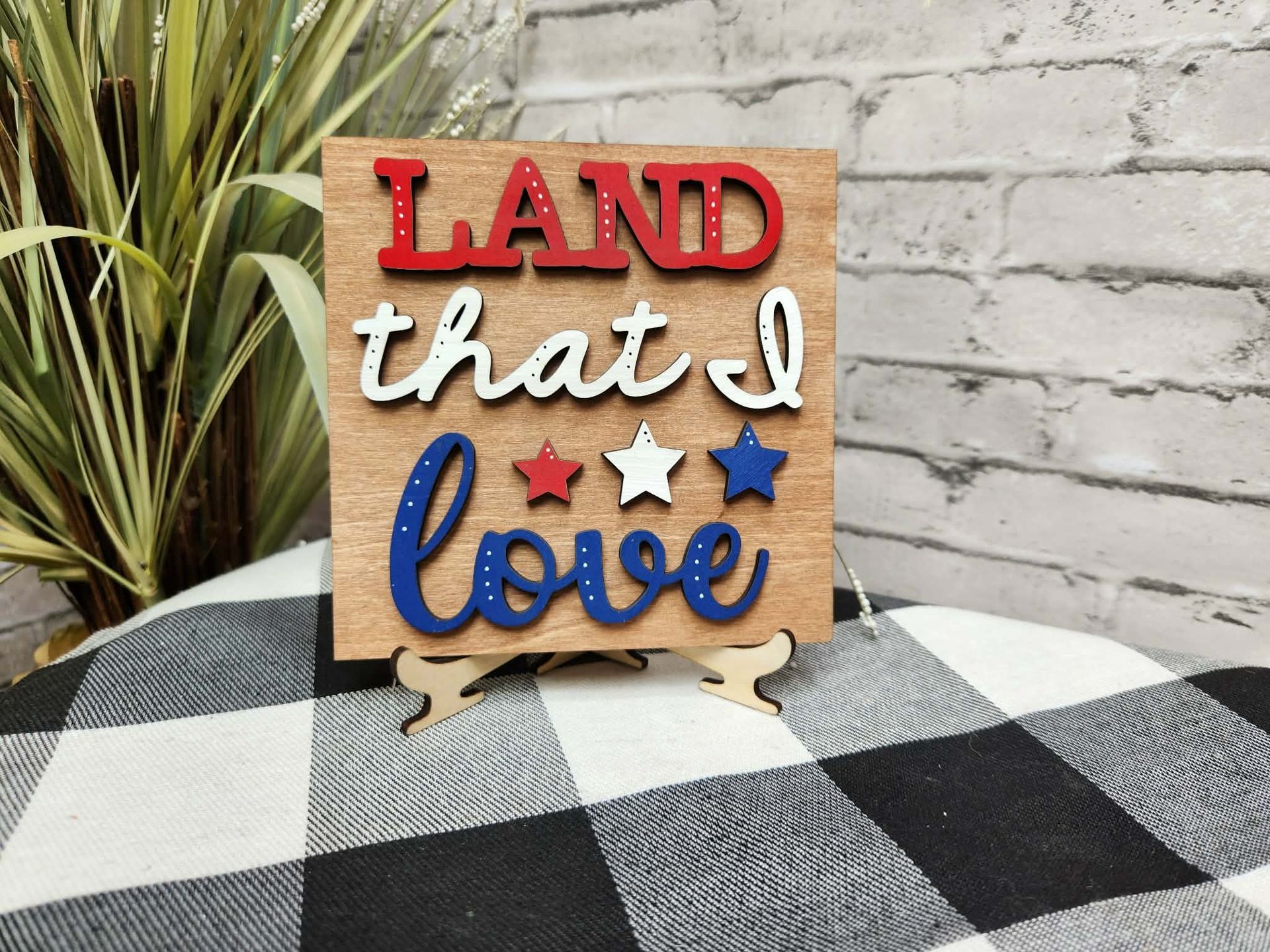 Land that I love Change Out Square, 4th of July decor, Land that I Love tiered tray decor, Land that I Love dough bowl décor