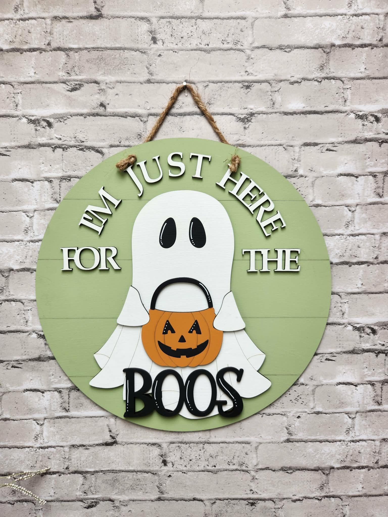 Round I'm just here for the boos with ghost door hanger, Round I'm just here for the boos door sign, Halloween door hanger