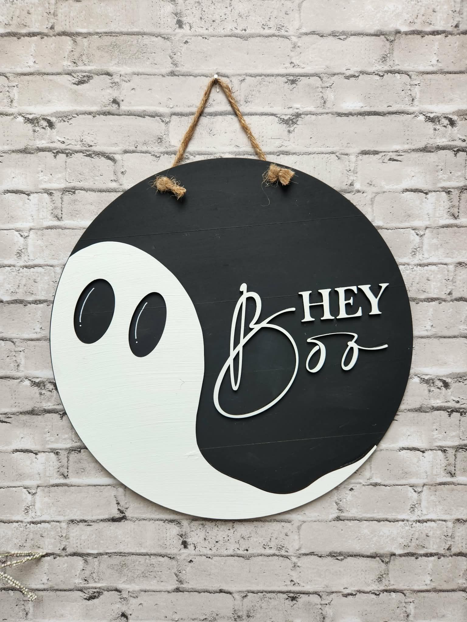 Round Hey Boo door hanger, Round Hey boo door sign, Halloween ghost door sign