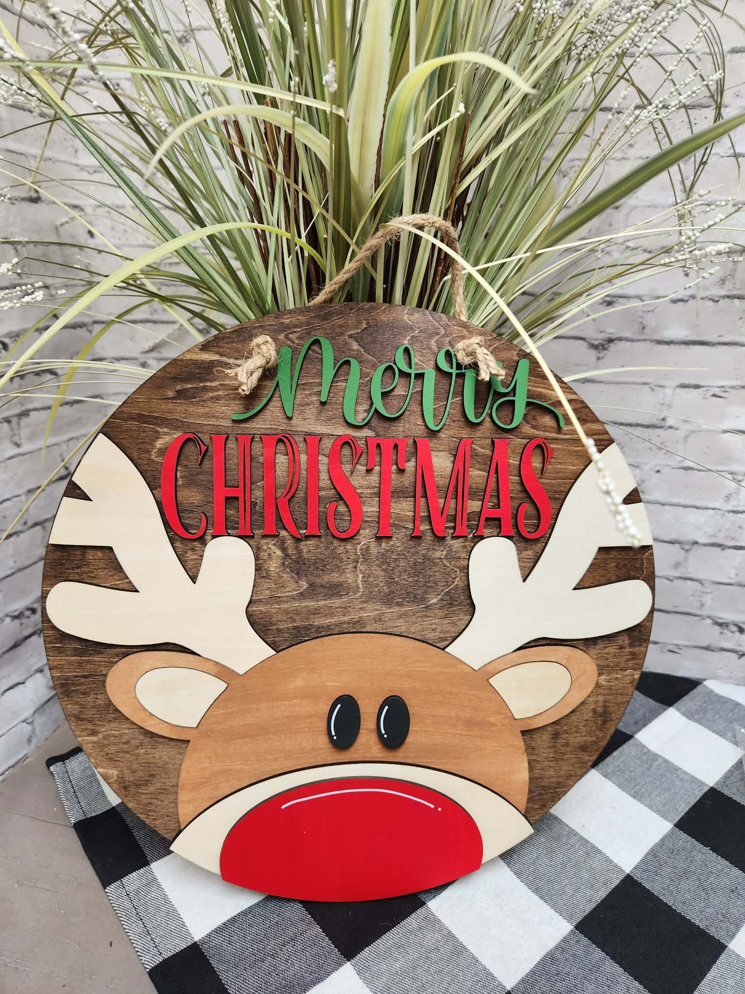 Round Merry Christmas door hanger, Round Merry Christmas door Sign, Round Christmas sign with reindeer, Round reindeer Christmas sign