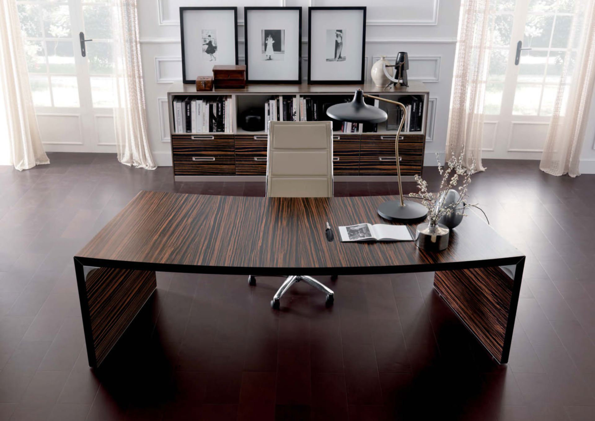 Arredo mobili per uffici presidenziali